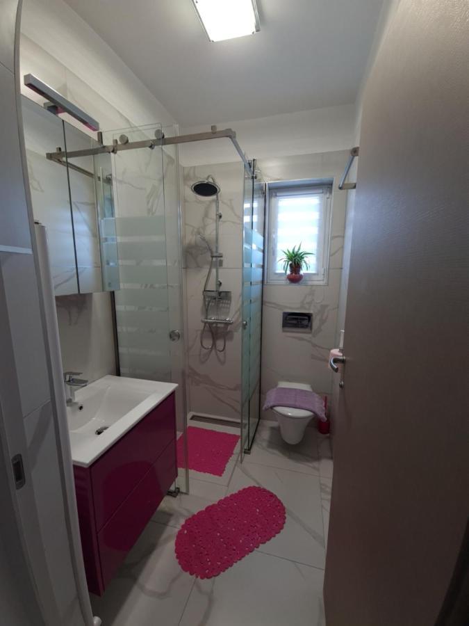 Tj Apartment Krk Town Buitenkant foto